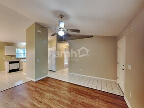 919 Park Valley Cir in Minneola, FL - Foto de edificio - Building Photo