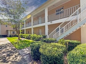 8300 Bardmoor Blvd in Seminole, FL - Building Photo