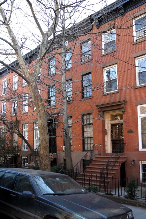 100 Bergen St in Brooklyn, NY - Building Photo