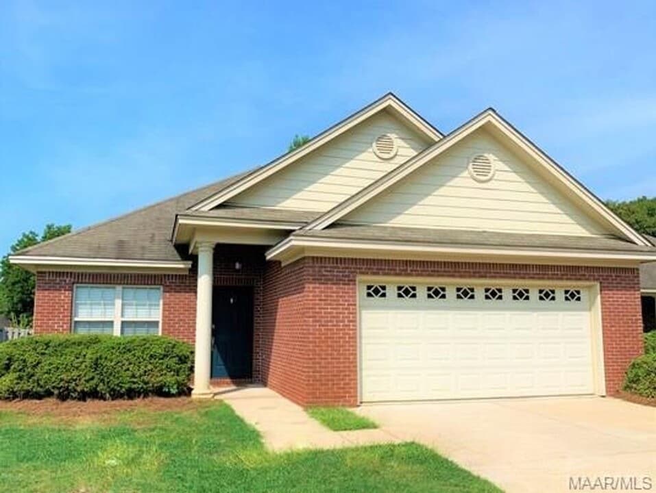 725 Briarcliff Pl in Prattville, AL - Building Photo