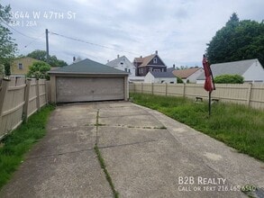 3644 W 47th St in Cleveland, OH - Building Photo - Building Photo