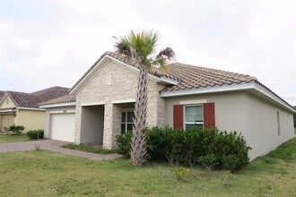 3709 Isles Arbor Ln in Kissimmee, FL - Building Photo - Building Photo