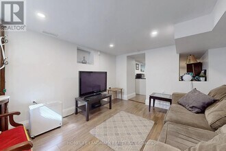 232 Laughton Ave in Toronto, ON - Building Photo - Building Photo