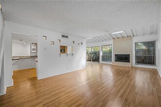 8903 Trone Cir in Austin, TX - Building Photo - Building Photo