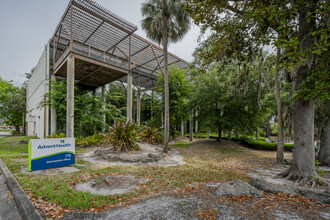 Ormond Renaissance Condominiums in Ormond Beach, FL - Foto de edificio - Building Photo