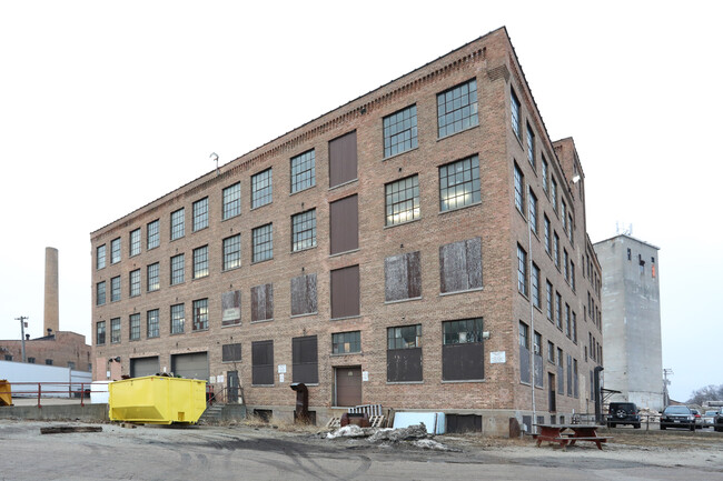 Horlick Redevelopment in Racine, WI - Foto de edificio - Building Photo