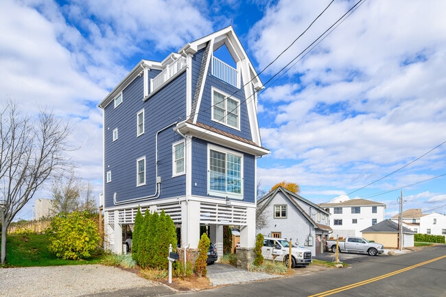 property at 1140 Fairfield Beach Rd