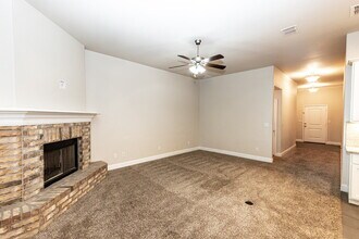 2108 139th St in Lubbock, TX - Foto de edificio - Building Photo