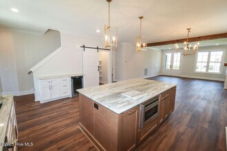 476 Yadkin Rd in Southern Pines, NC - Building Photo - Building Photo