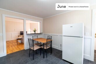 Room in Shared 7 bed/2 bath home, Unit B in Boston, MA - Building Photo - Building Photo