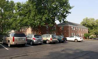 Glenayr Apartments