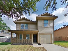 16783 Fallen Timbers Dr in Conroe, TX - Building Photo