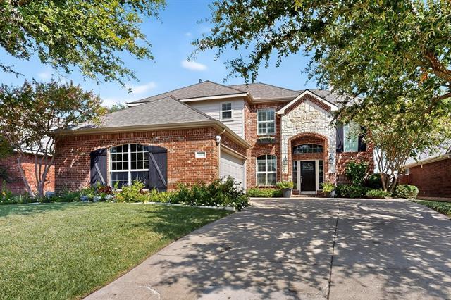 1102 Meandering Dr