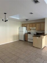 17 Stubbs St in Edinburg, TX - Building Photo - Building Photo