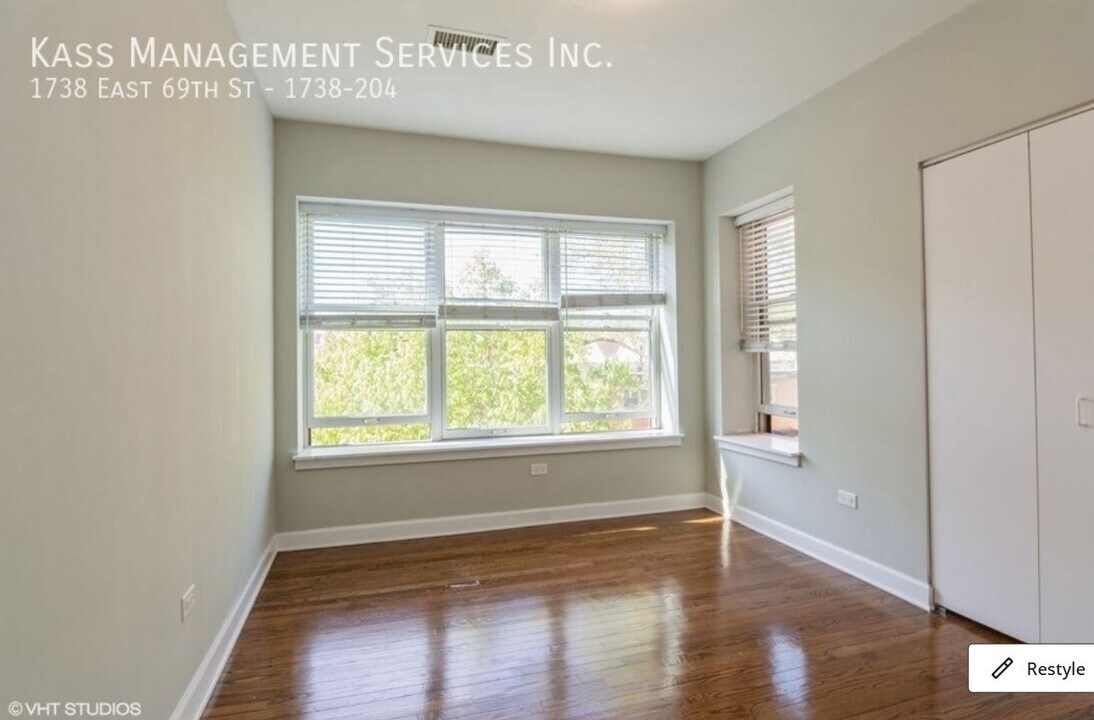 1738 E 69th St, Unit 104 in Chicago, IL - Foto de edificio