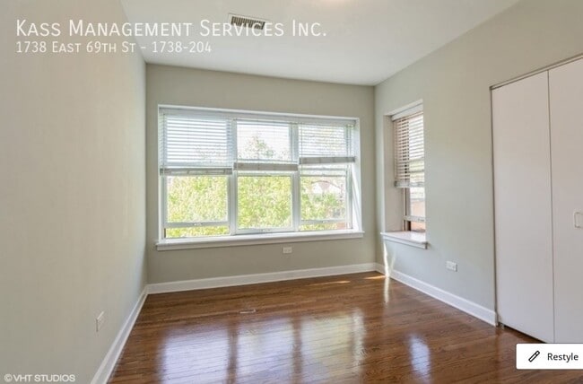 1738 E 69th St, Unit 104