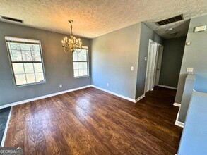 4233 Viewpoint Ln in Ellenwood, GA - Building Photo - Building Photo