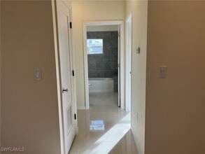 2910 55th St W in Lehigh Acres, FL - Foto de edificio - Building Photo