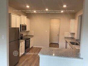 8204 Sunberry Shadow Dr in Houston, TX - Building Photo - Building Photo