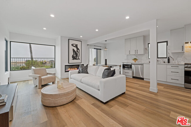 property at 3305 Ocean Front Walk