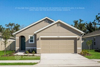 7944 Majestic Palms Ct in Venice, FL - Building Photo - Building Photo