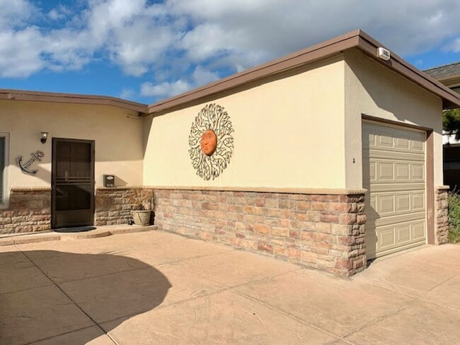 property at 1065 Belfast Ln
