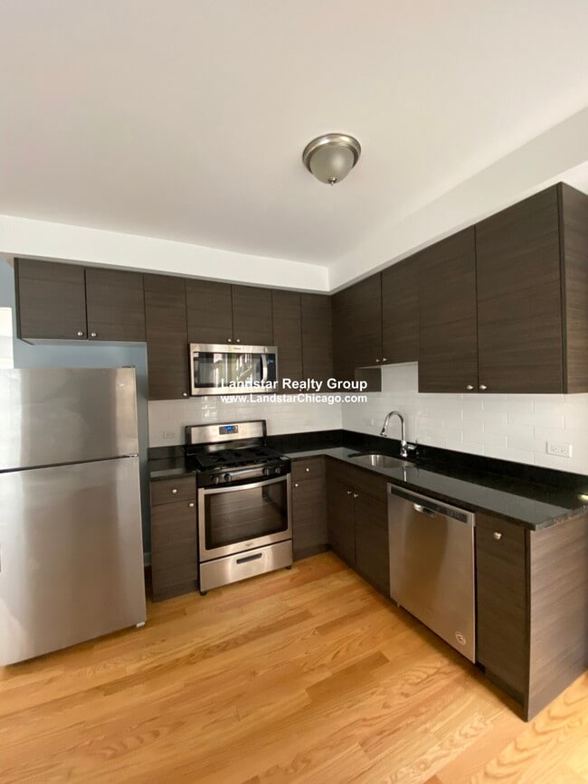 1637 W Pratt Blvd, Unit 1