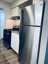 Cambridge Woods in Toledo, OH - Building Photo