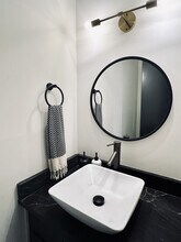 1550 Spalding Dr in Atlanta, GA - Building Photo - Building Photo