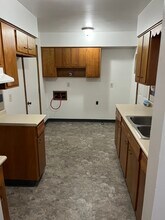 240 Smith St in West Jefferson, OH - Building Photo - Building Photo