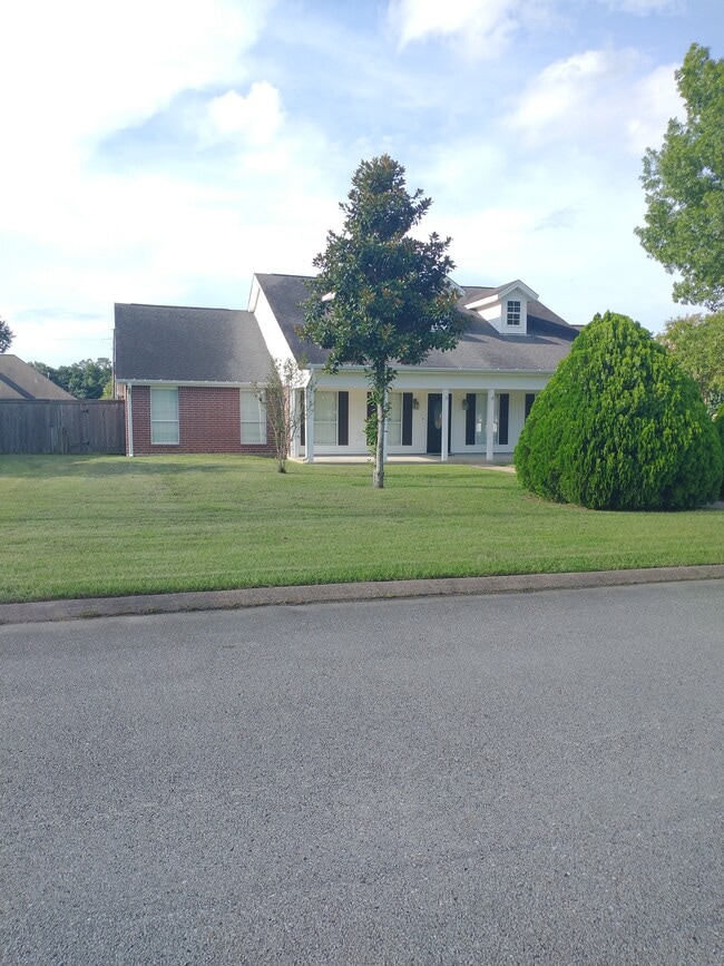 property at 7606 Cobblestone Terrace