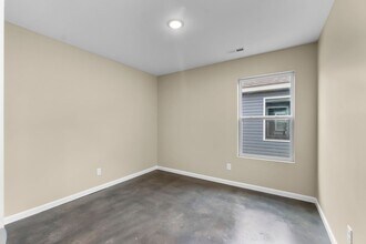 1300 W Mar-Elm St in Scott City, MO - Building Photo - Building Photo