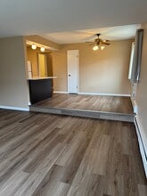 9731 S 90th Ave, Unit 1S in Palos Hills, IL - Building Photo - Building Photo