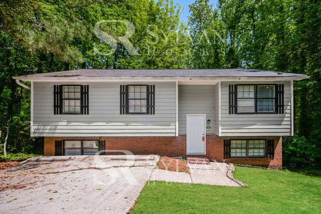 1978 Northerly Way in Stone Mountain, GA - Building Photo - Building Photo