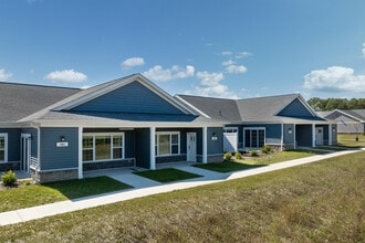 8852 Jackjay Dr in Oak Creek, WI - Building Photo - Building Photo