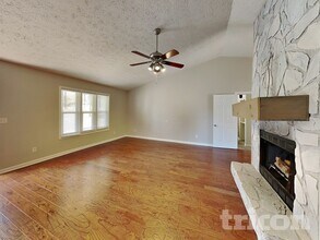 414 River Point Dr in Woodstock, GA - Building Photo - Building Photo