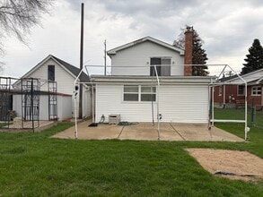 980 County Line Rd in Bensenville, IL - Building Photo - Building Photo