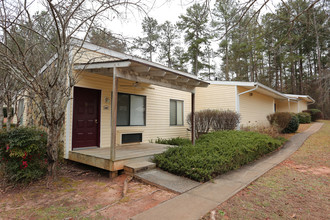 Vineyard Pointe Apartments in Riverdale, GA - Building Photo - Building Photo