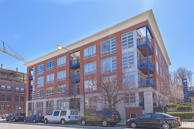 property at 1141 W Washington Blvd