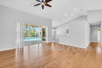 8404 Misty Morning Ct in Lakewood Ranch, FL - Building Photo - Building Photo