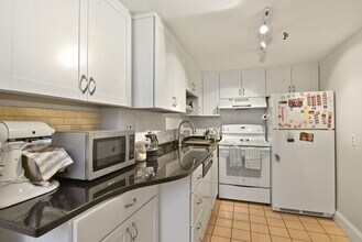 242 Beacon St in Boston, MA - Building Photo - Building Photo