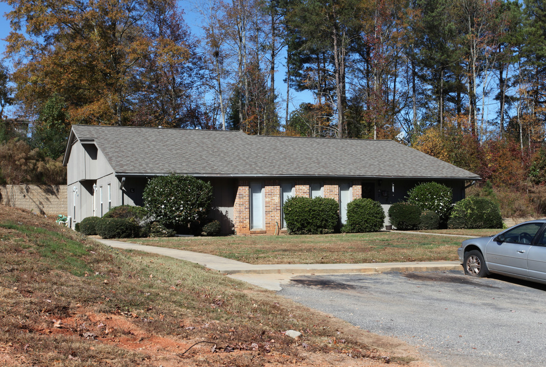 Park South in Flowery Branch, GA - Foto de edificio