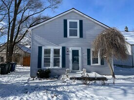 2450 Gerald Ave in Rochester Hills, MI - Building Photo