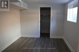 238 Sanatorium Rd in Hamilton, ON - Building Photo - Building Photo