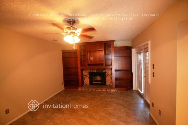 462 Oak View Terrace in Palm Harbor, FL - Foto de edificio - Building Photo