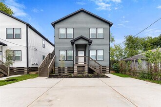 1321 E 35th St-Unit -A in Houston, TX - Building Photo - Building Photo