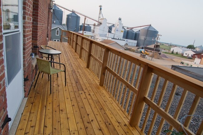 property at 704 N 3rd St