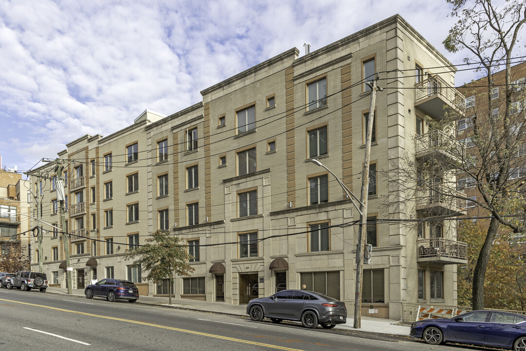 3188 Riverdale Ave in Bronx, NY - Building Photo