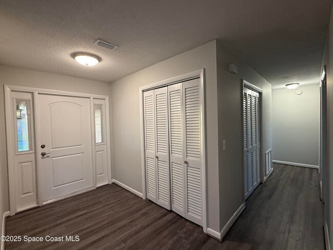 1170 Molaki Dr in Merritt Island, FL - Building Photo - Building Photo