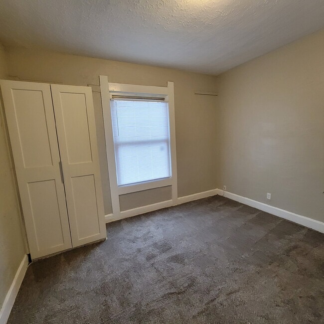 property at 2209 N Arsenal Ave